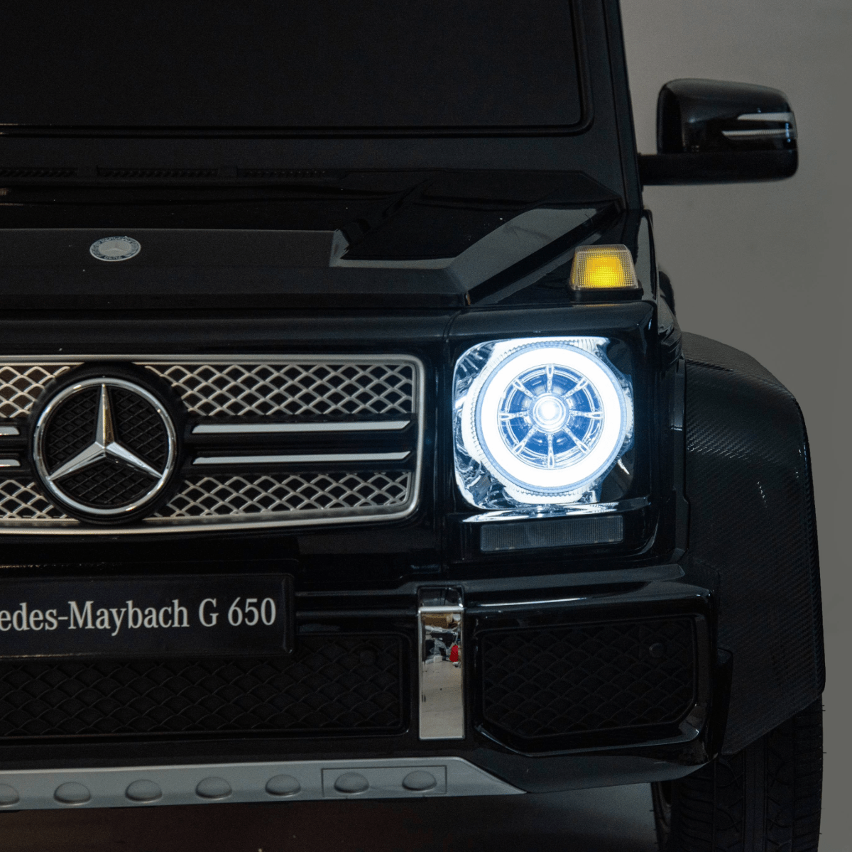 Mercedes Maybach G650 Deluxe Kids Electric Ride on Jeep